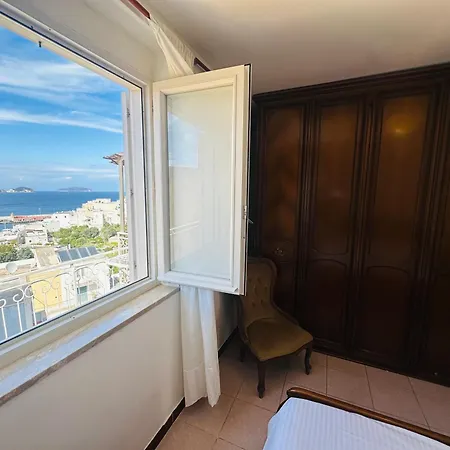 דירה La Casa Di Feruri A פונזה